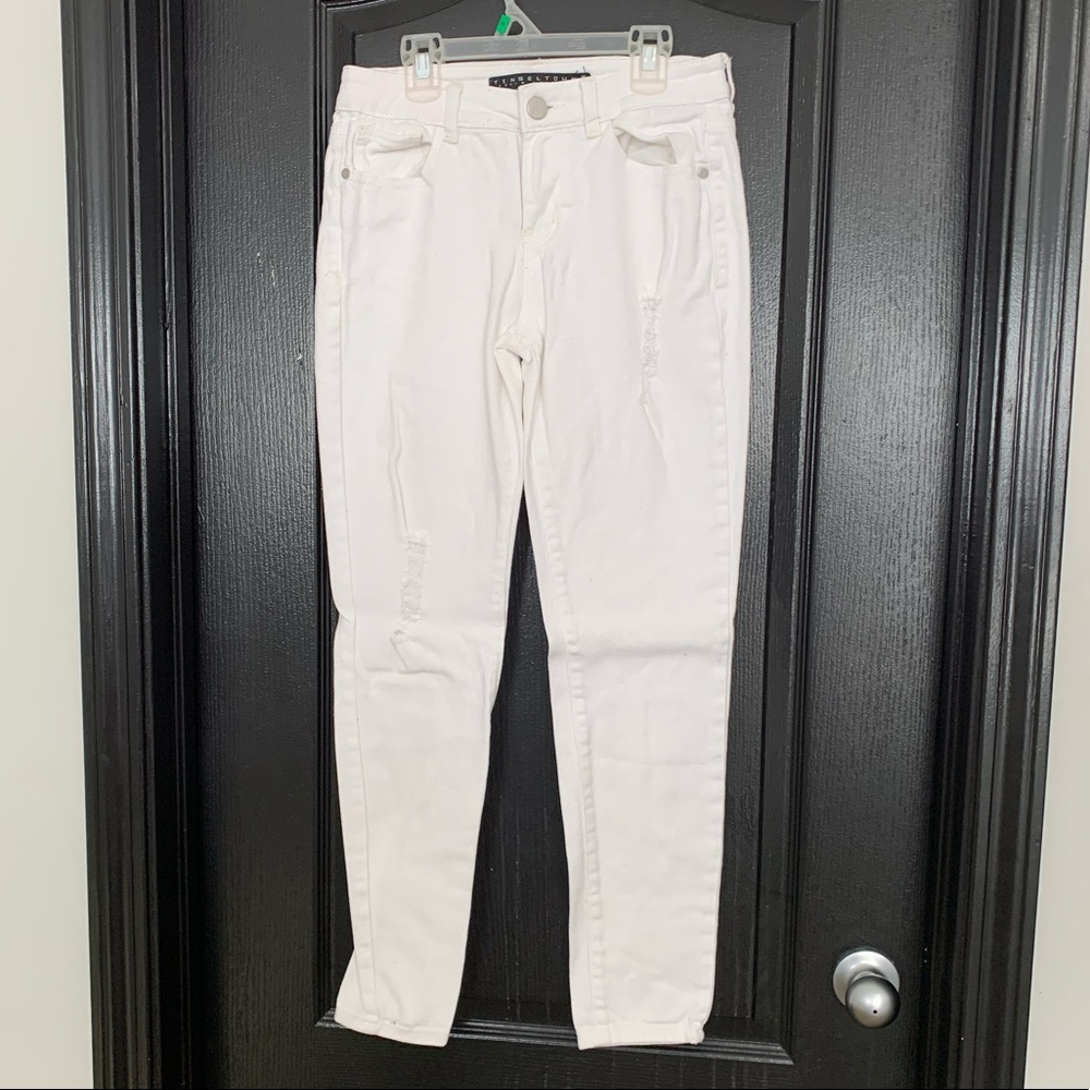 🎉Bundle 2 for $25🎉 White Destroyed Denim Jean